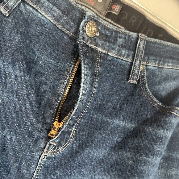 Torrid Sky High Skinny Bermuda Denim Dark Wash Shorts - Picture 5 of 11